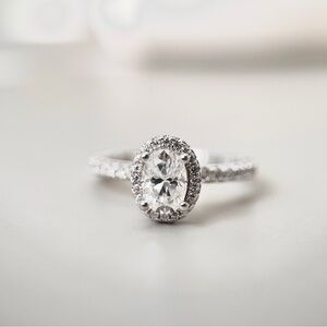 S925 1.35ctw Oval Moissanite Halo Engagement Ring